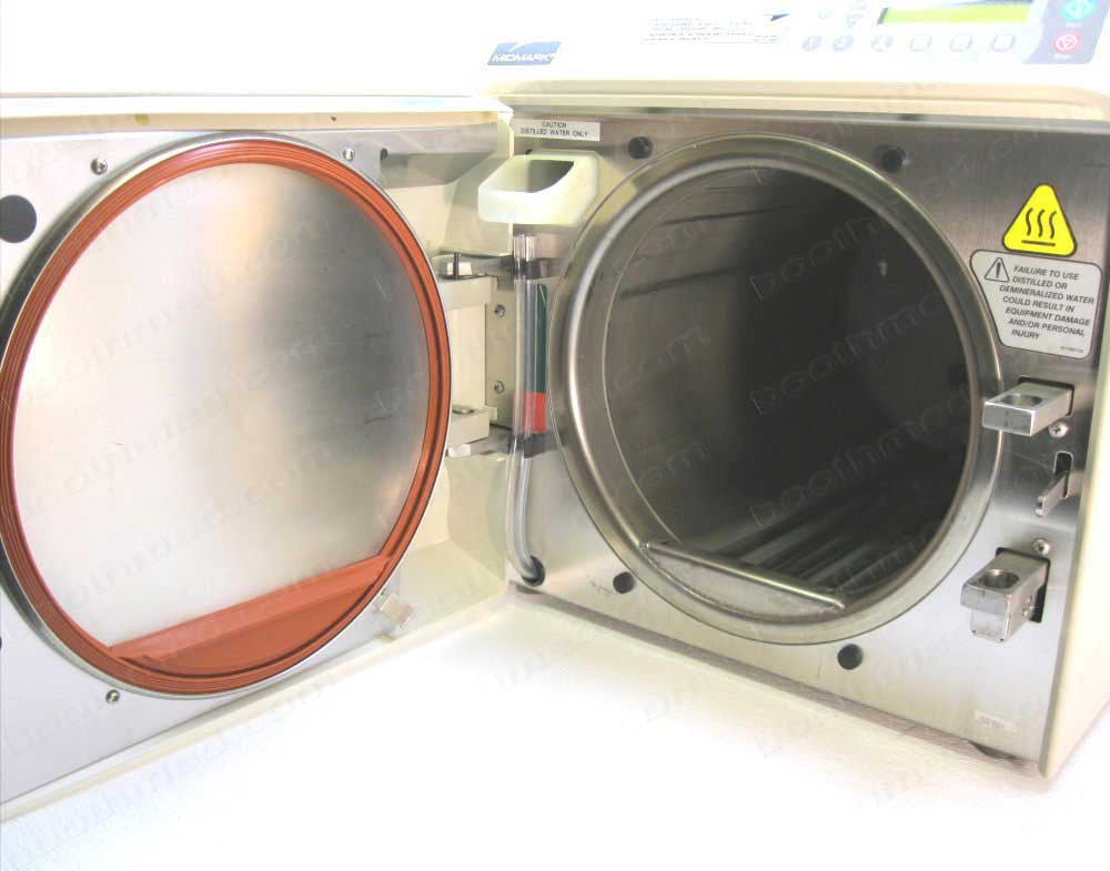 Sterilizers  - Midmark M11-022 Series Refurbished Autoclave - Door Open