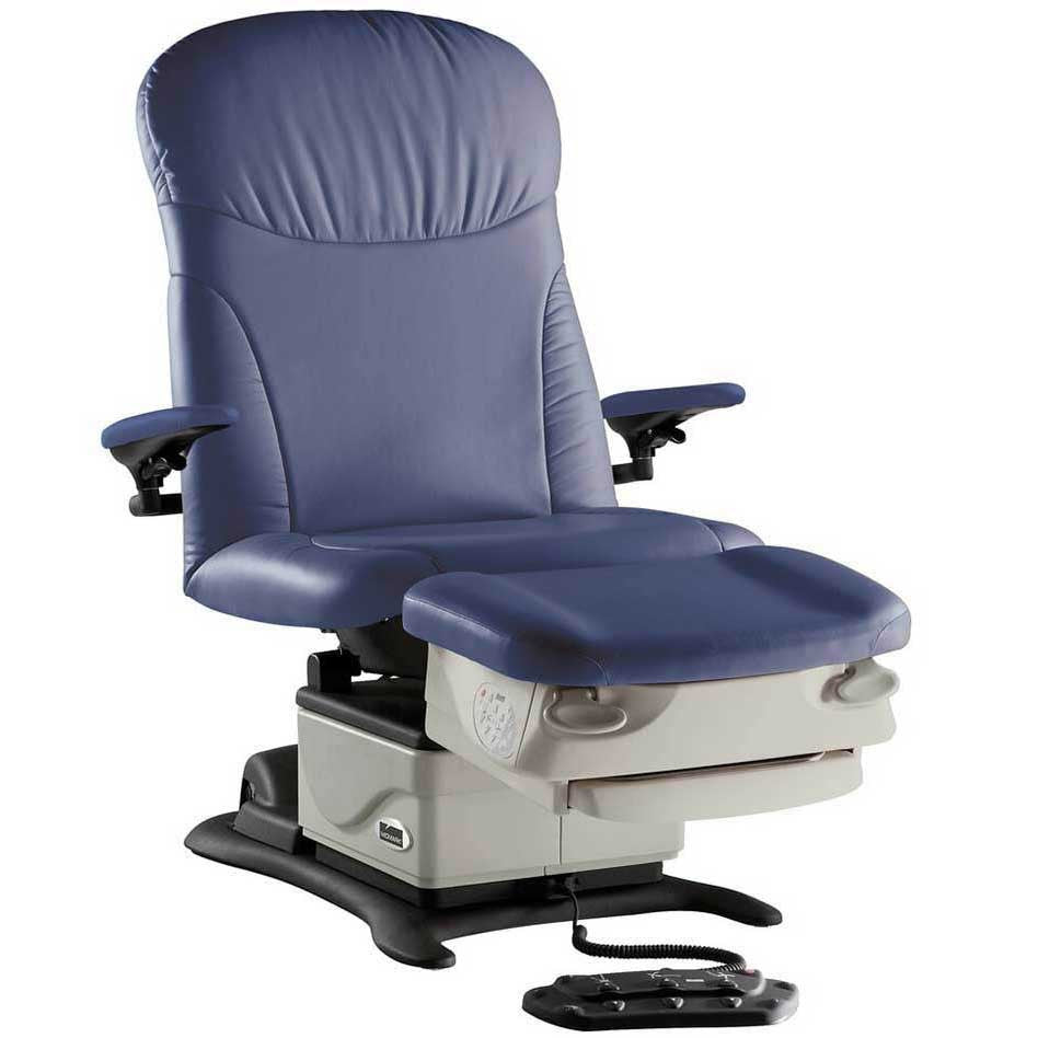 Midmark 647  Power Podiatry Procedures Chair